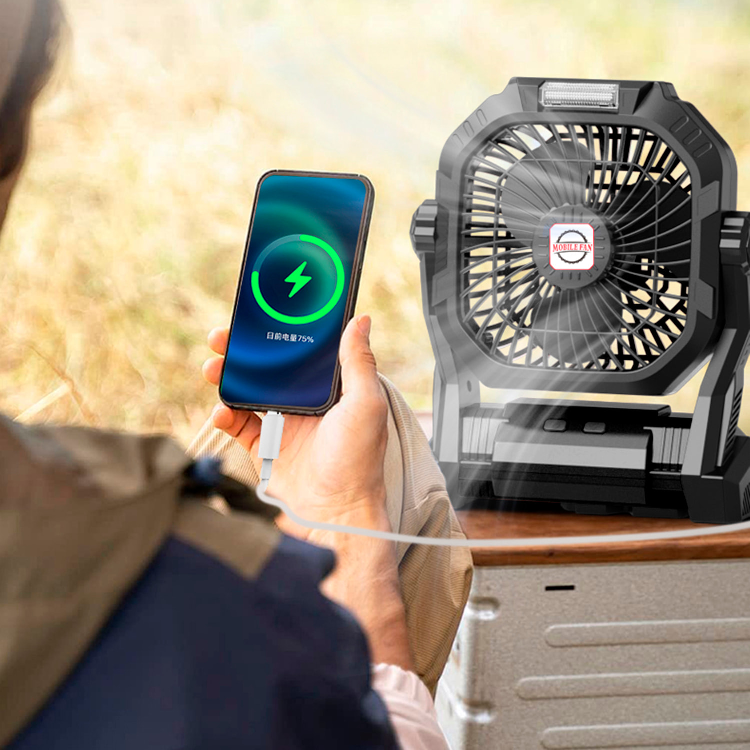 Ventilador P50 con motor sin escobillas, LED con 8 luces, 4 velocidades, 3 niveles de luz. Ángulo ajustable de 180º, gancho para colgar y powerbank de 7800 mAh.