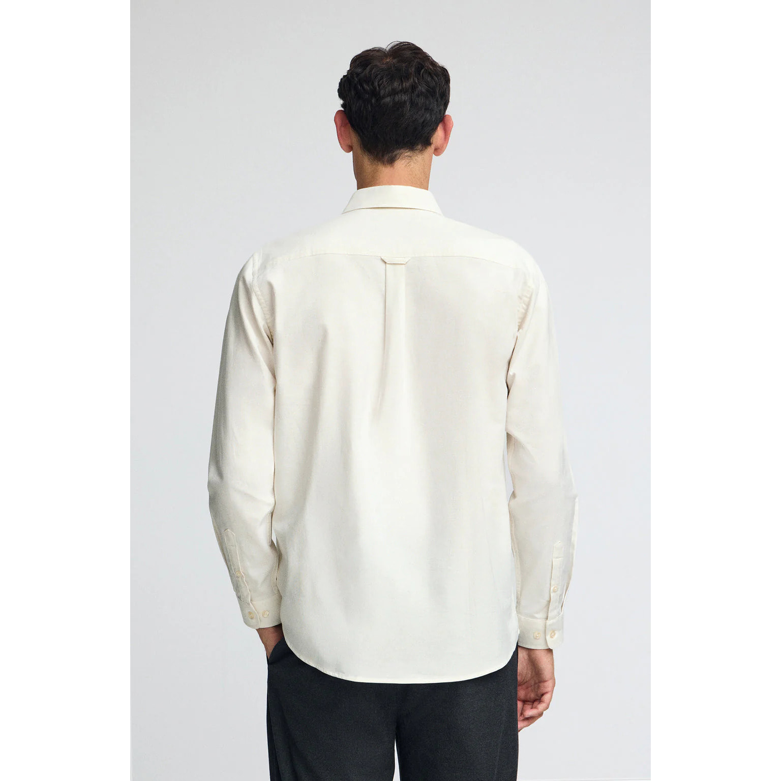 Camicia ecrù, regular fit, con colletto abbottonato e logo Polo Club