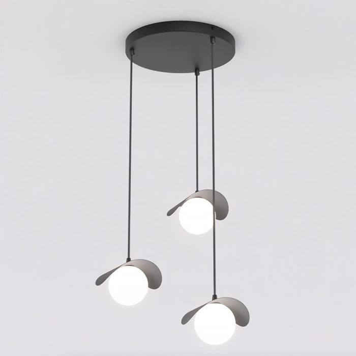 Lampada a sospensione Ritual a tre luci in acciaio nero e vetro