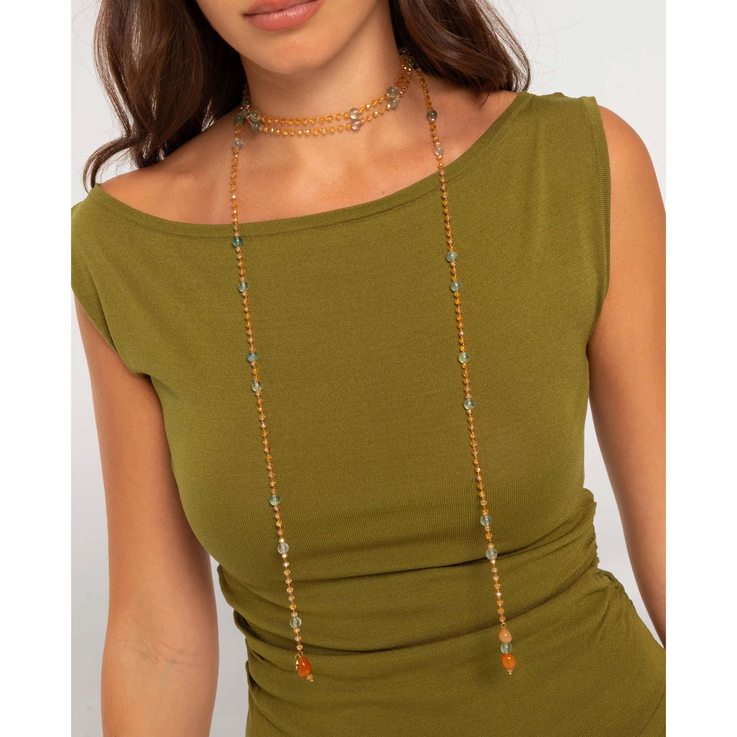Collar largo con abalorios y piedras naturales de mujer