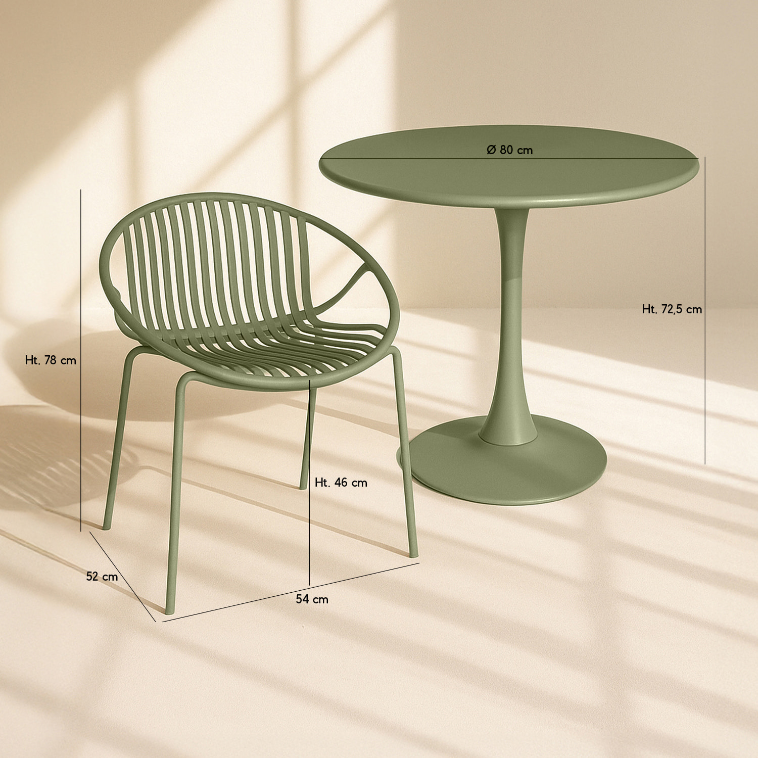 Ensemble de repas table et 4 fauteuils en polypropylène vert  CALYPSO