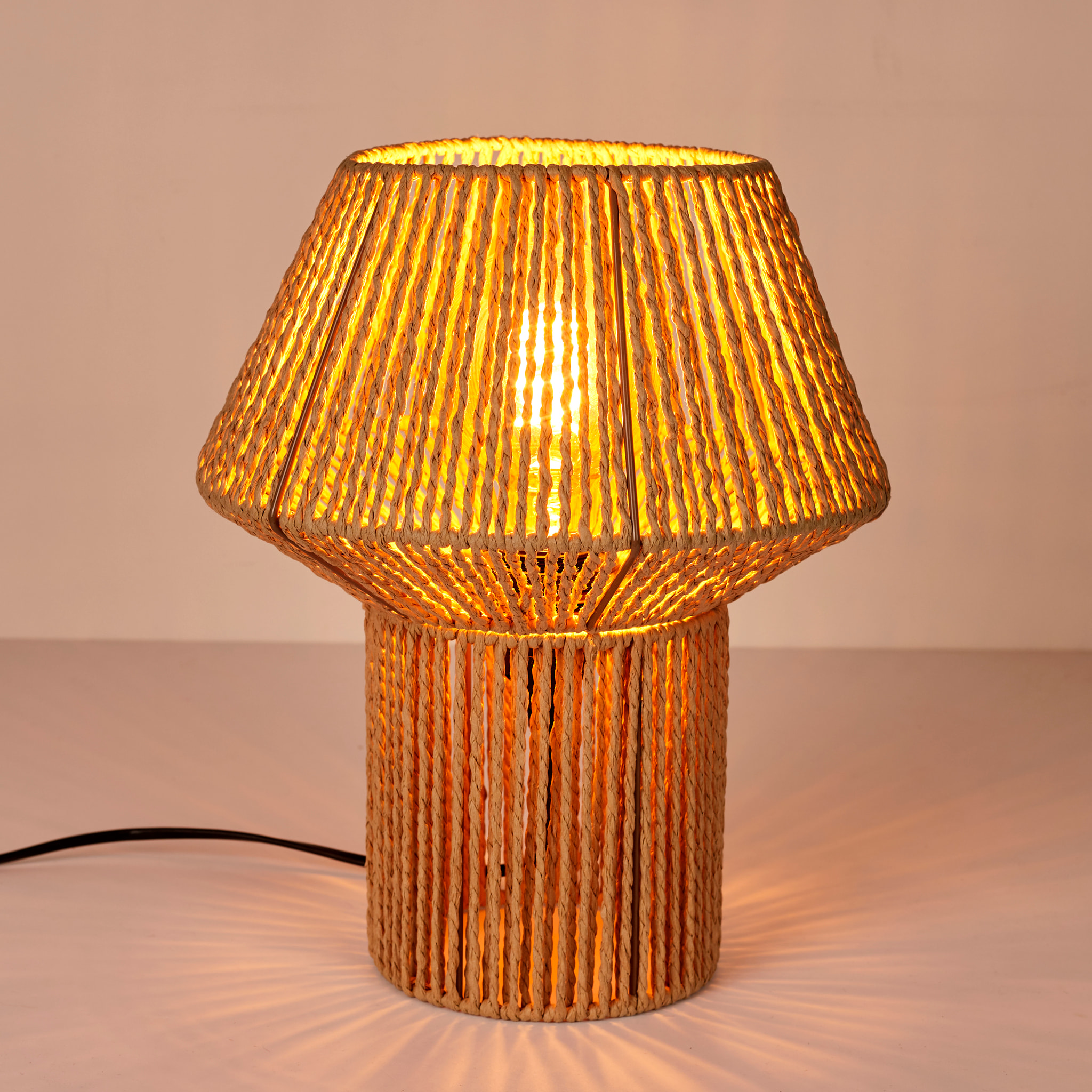 Lampe A Poser Abat Jour Effet Corde Tressee