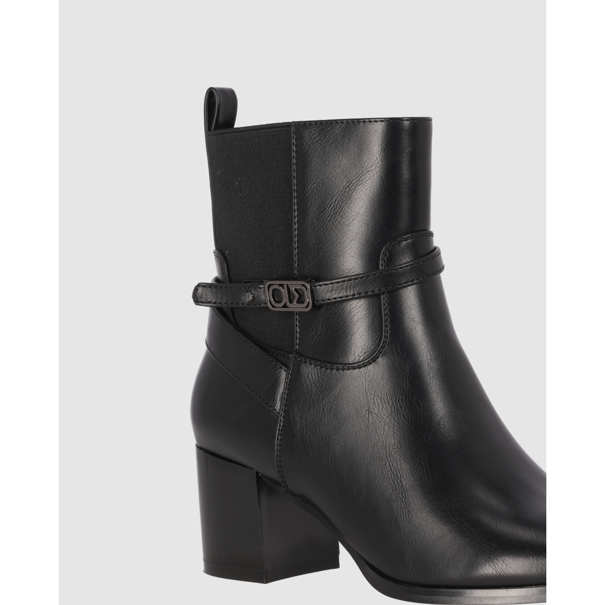 Botines de Piel Sintética - Negro - Tacón: 6 cm