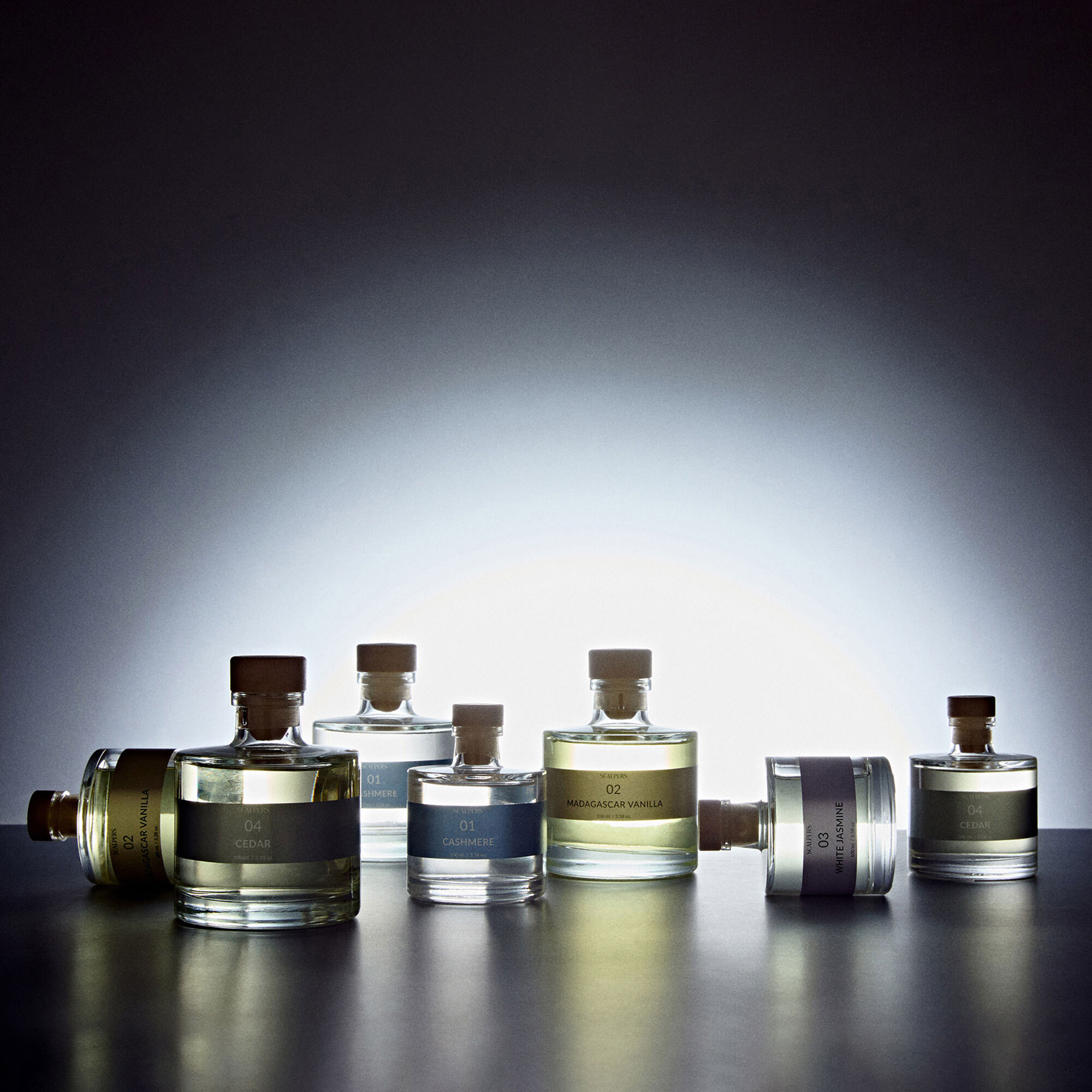 Set de 4 difusores mikado de 200ml aromas a cashmere-vainilla de madagascar-jazmín blanco-cedro scalpers