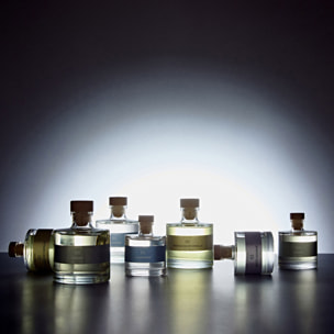 Set de 4 difusores mikado de 200ml aromas a cashmere-vainilla de madagascar-jazmín blanco-cedro scalpers