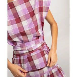 Blusa con lazada y fajín de mujer