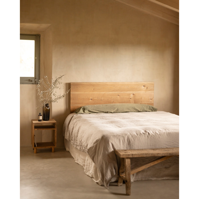 Table de chevet en bois massif ton chêne foncé 51x32cm Hauteur: 50.5 Longueur: 32 Largeur: 37.5