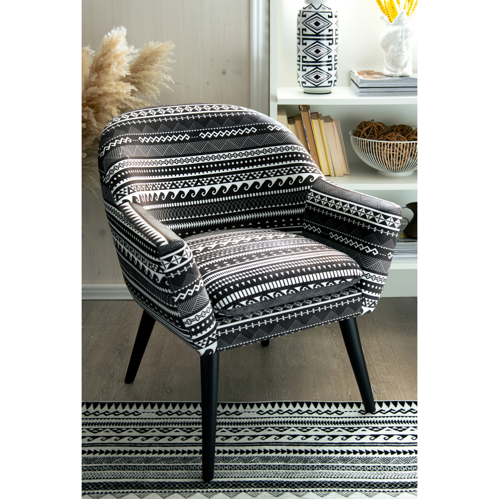 Poltrona Excelsa Etnico in poliestere e multistrato 70,5x65x83 cm multicolore