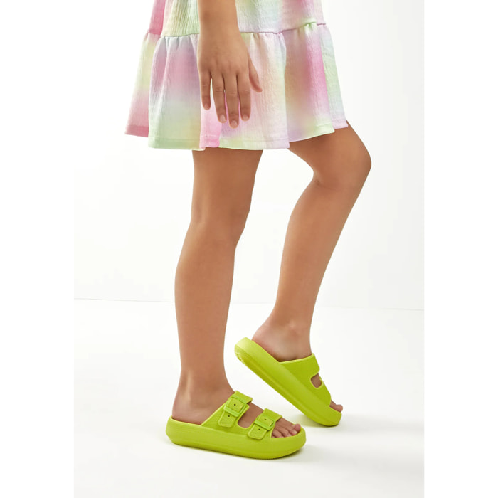 Sandalias de EVA color lima