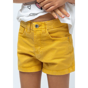 Pantalones Cortos con Bolsillo en Amarillo