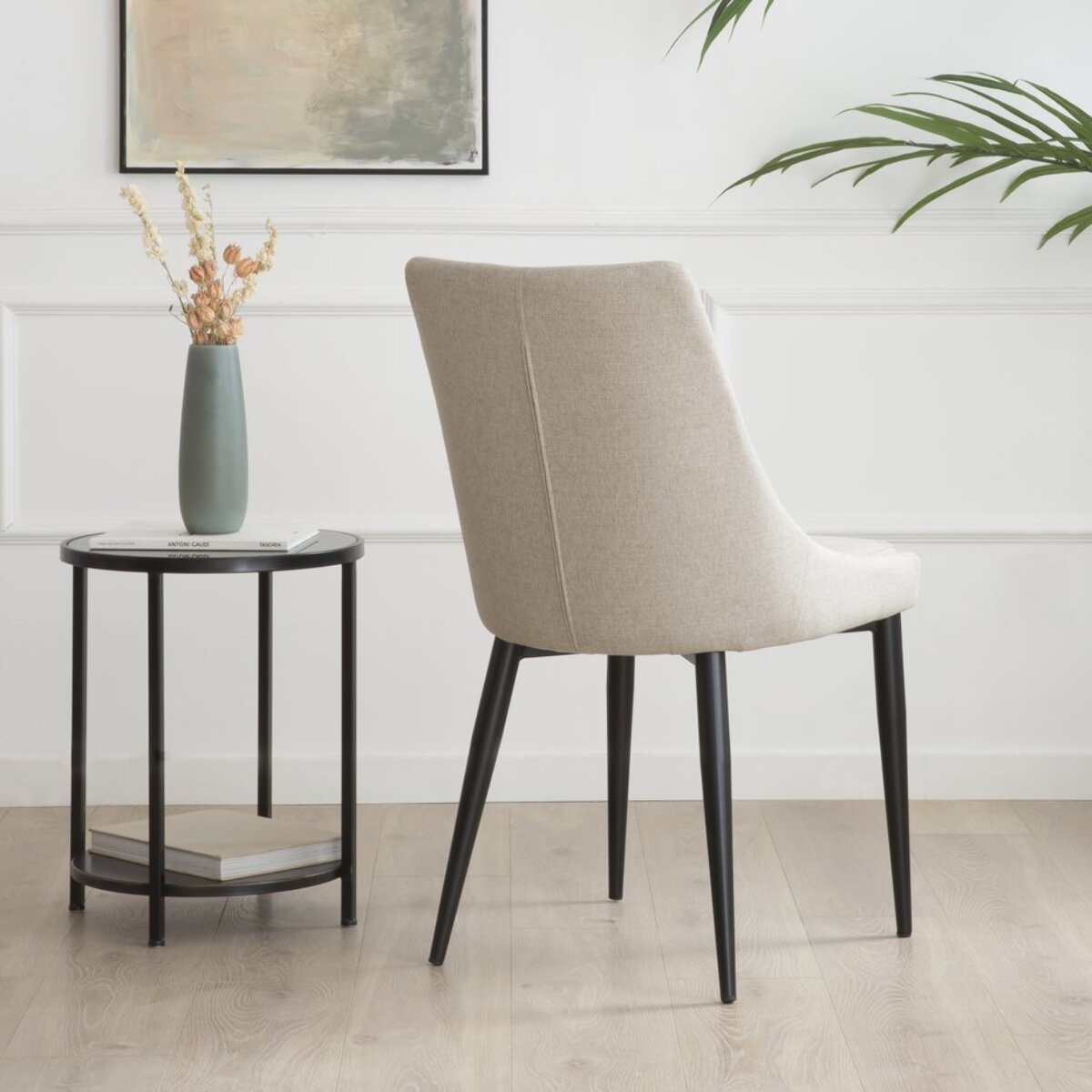 Chaise rembourrée Lauren -tapisserie et pieds métalliques-couleur beige 48 x 90 x 60 cm