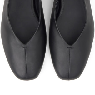 Bailarina plana Sybil en napa con cierre de cintas