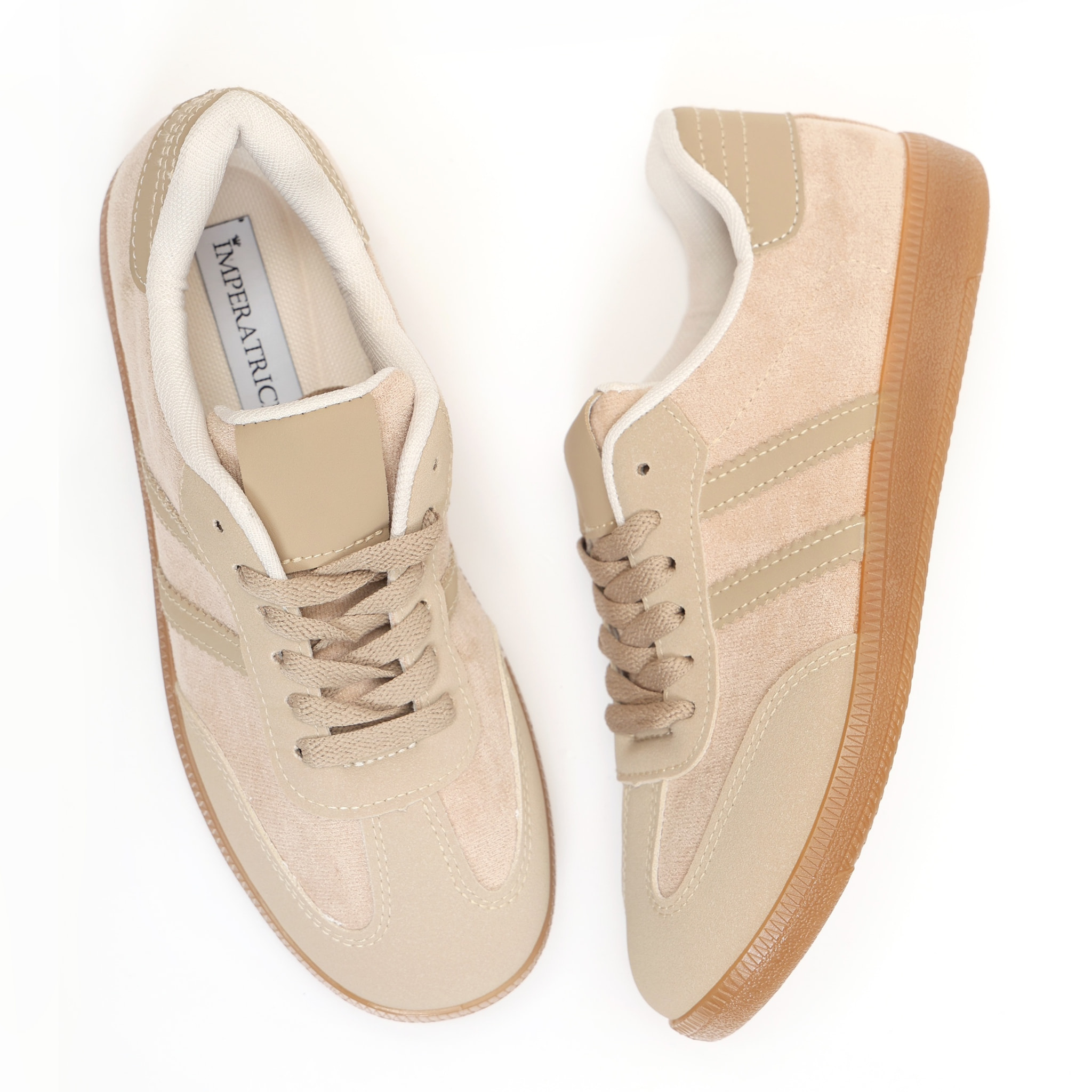 Sneakers in simil pelle scamosciata