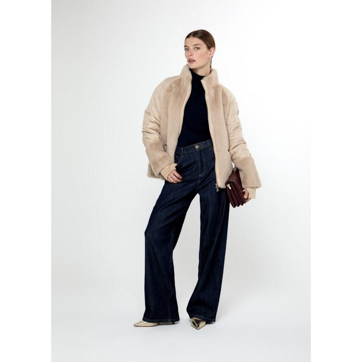 Cappotto combinato di piume di pelliccia