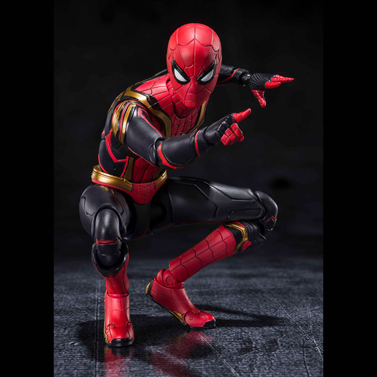 Spider-Man Figura Spider-Man con Tuta Integrata Battaglia Finale Bandai