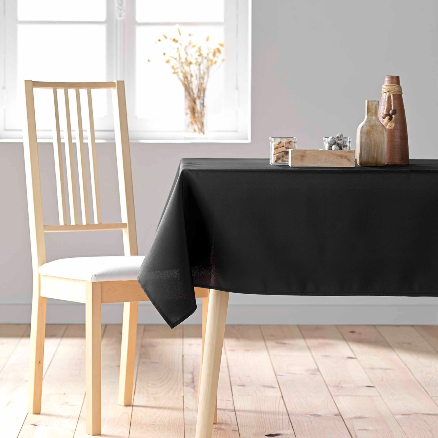 Nappe rectangulaire unie Essentiel - Noir