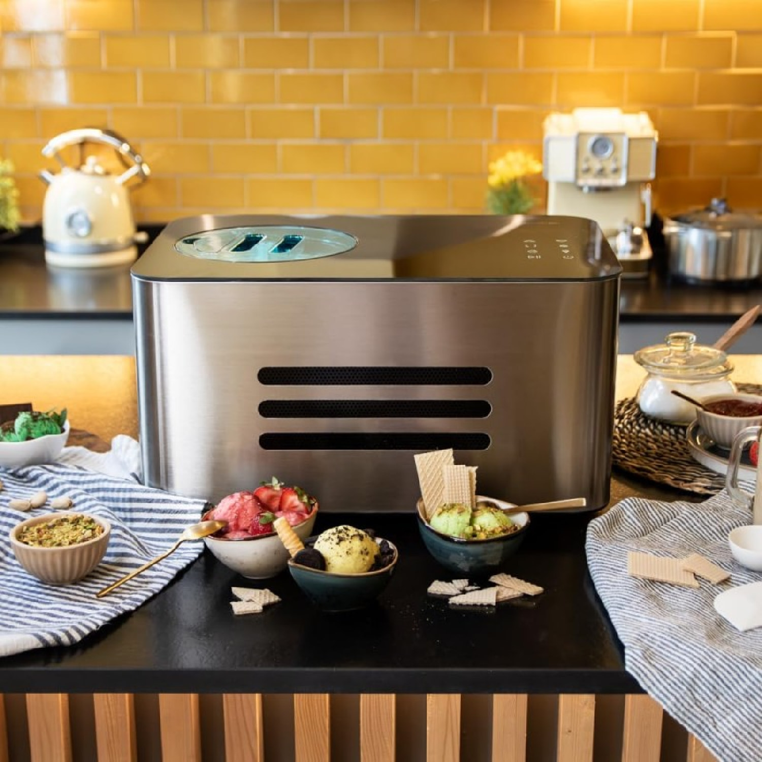 Cecotec Machine à glaces Gelacy 1500 Touch