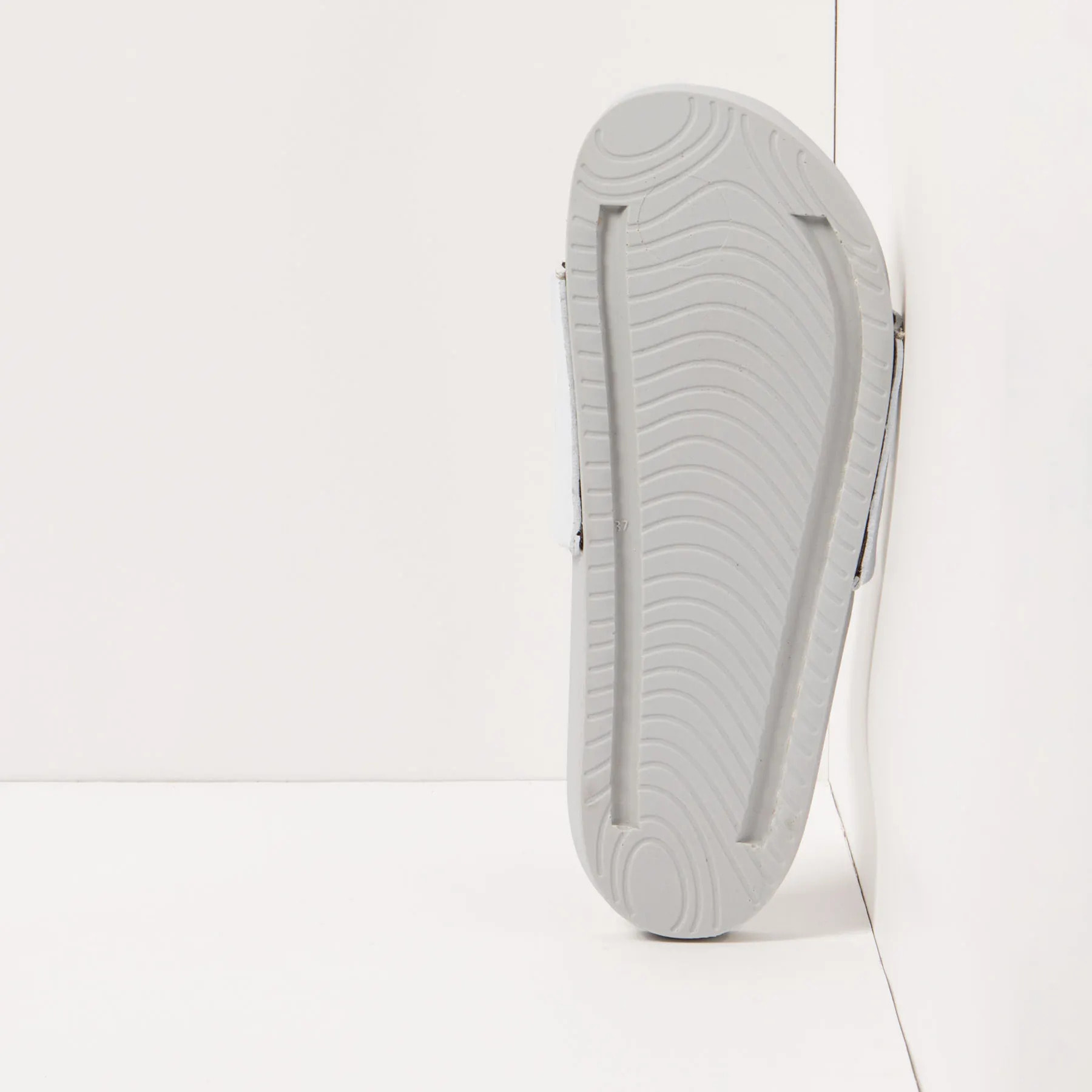 Sandalias 1282 ON MICRO NOBUCK WHITE / FRANKFURT color White