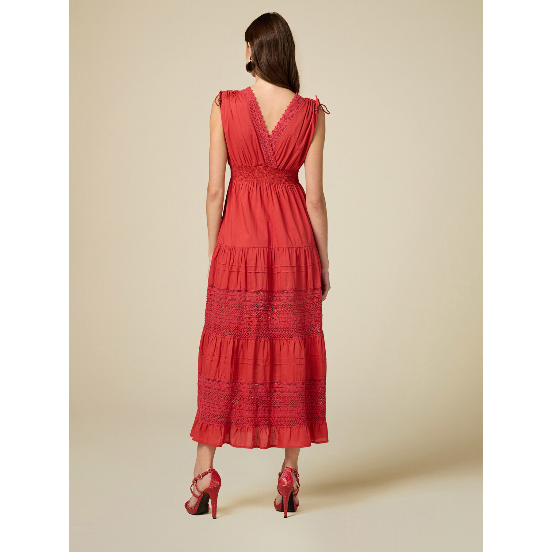 Oltre - Long dress with lace inserts - Rojo