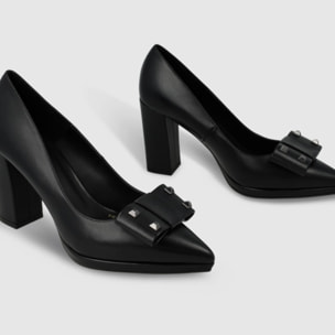 ZAPATOS DE SALÓN NEGROS LOTANI