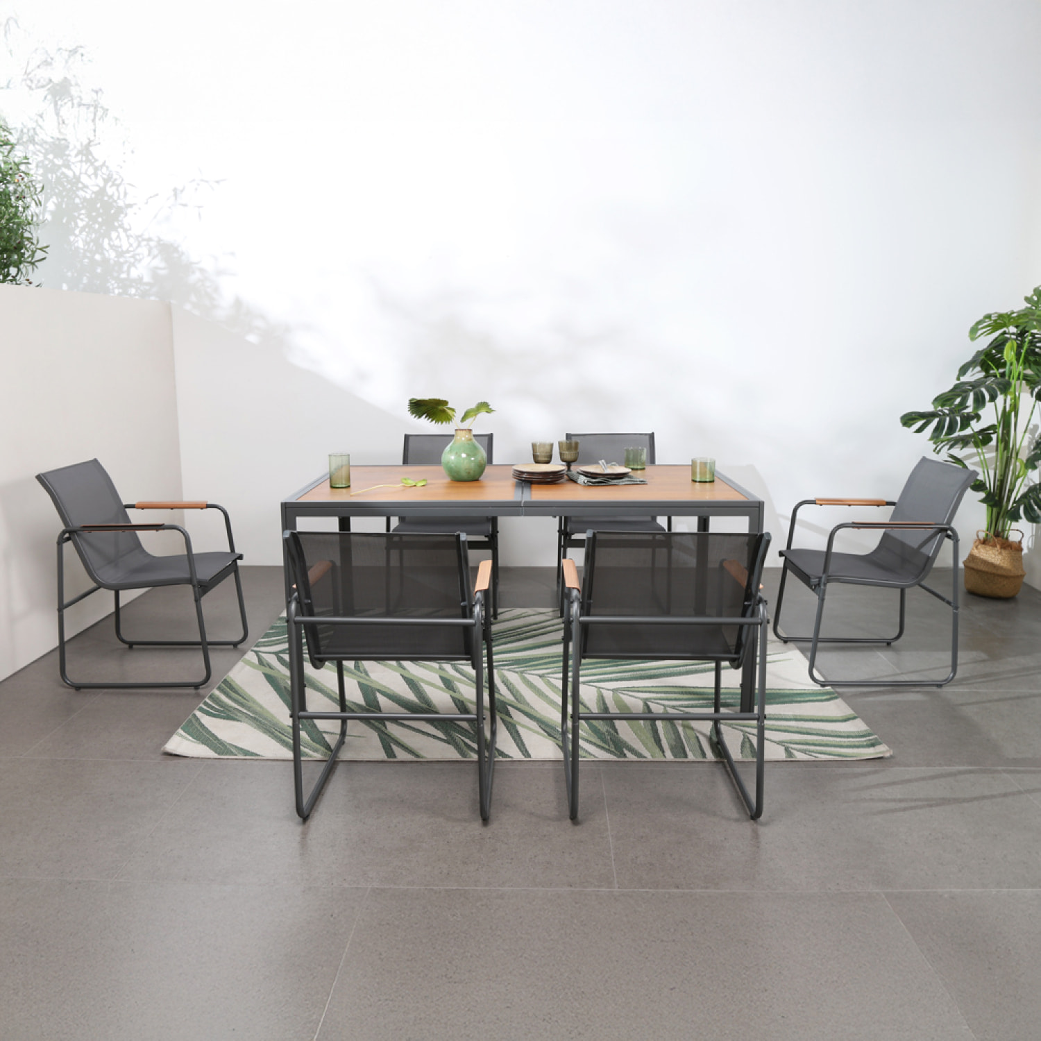 Salon de jardin 6 places anthracite et bois ALPHY