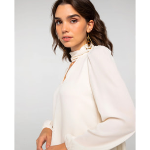 Blusa de manga larga con escote en pico y lazada multiposición