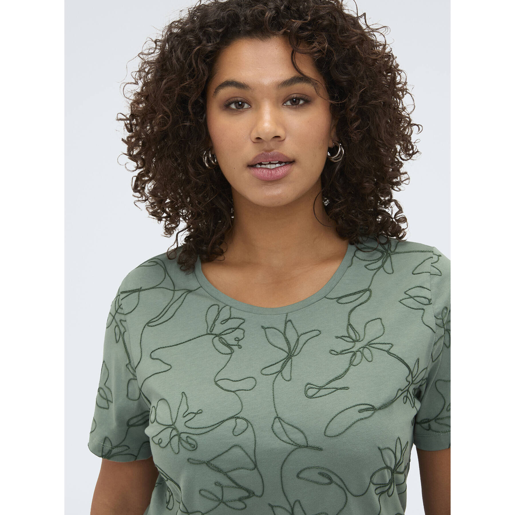 Fiorella Rubino - Camiseta de algodón con bordados florales - Verde