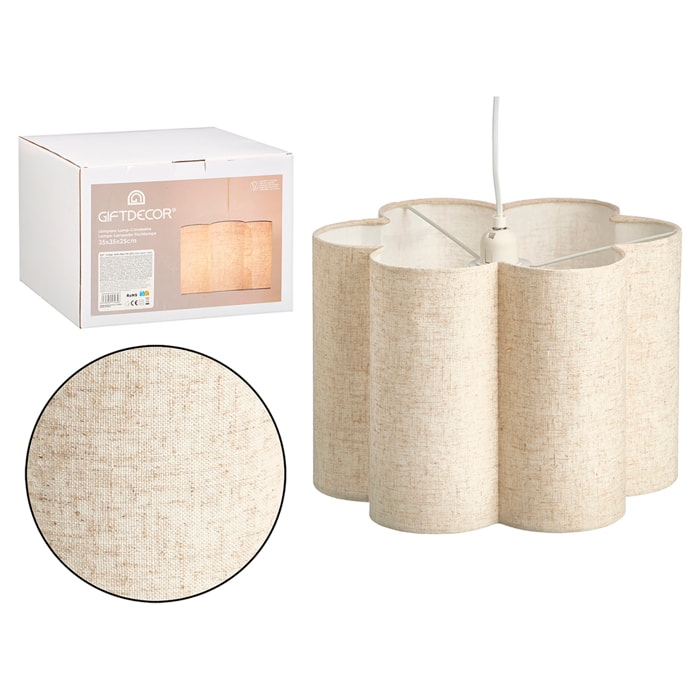 Lampada da soffitto con design floreale.