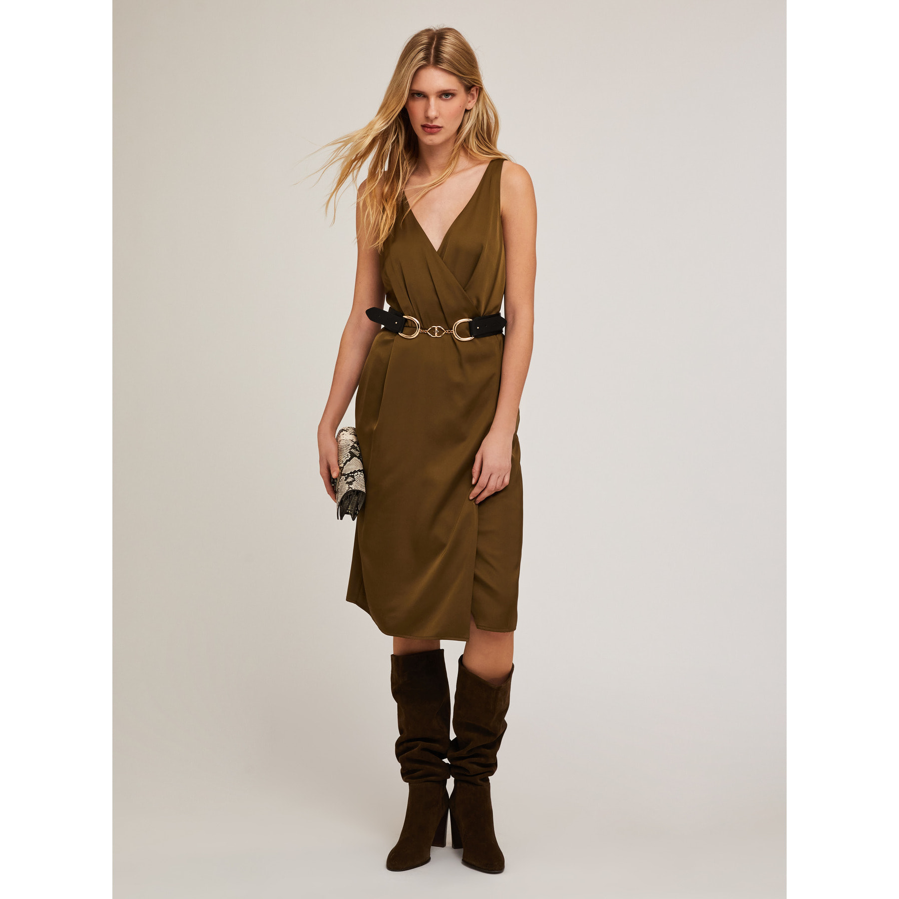 Motivi - Vestito corto satin con scollo ad incrocio - Verde militare