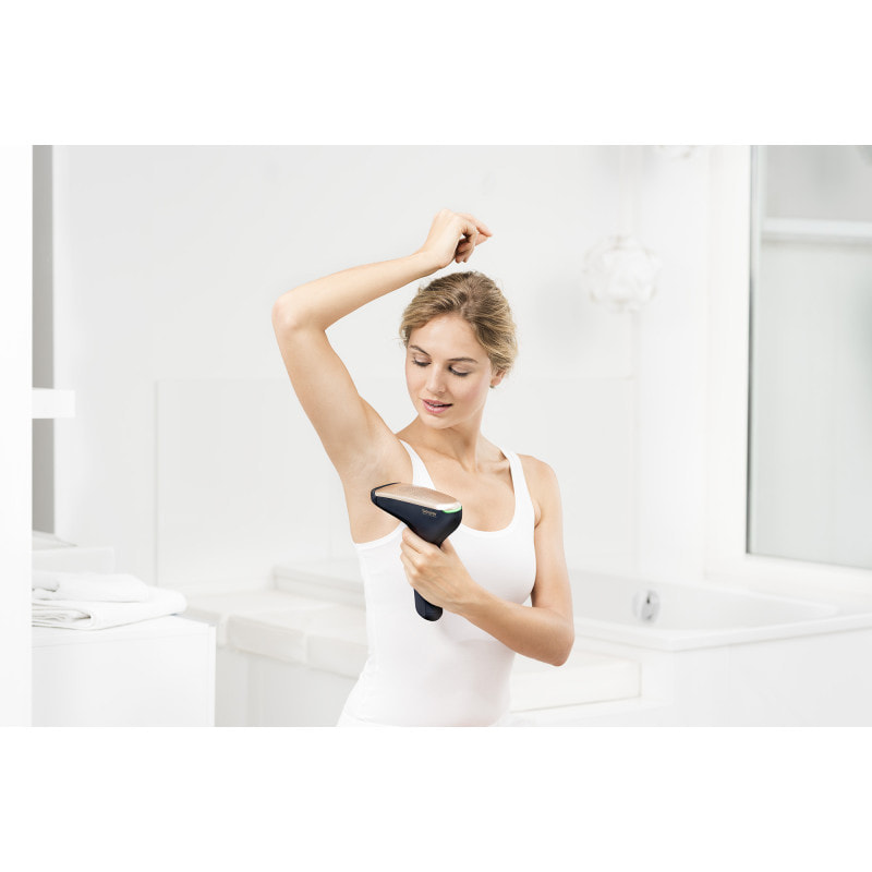 Épilateur à lumière pulsée - Beurer IPL 8800 Velvet Skin Pro Noir - longue durée