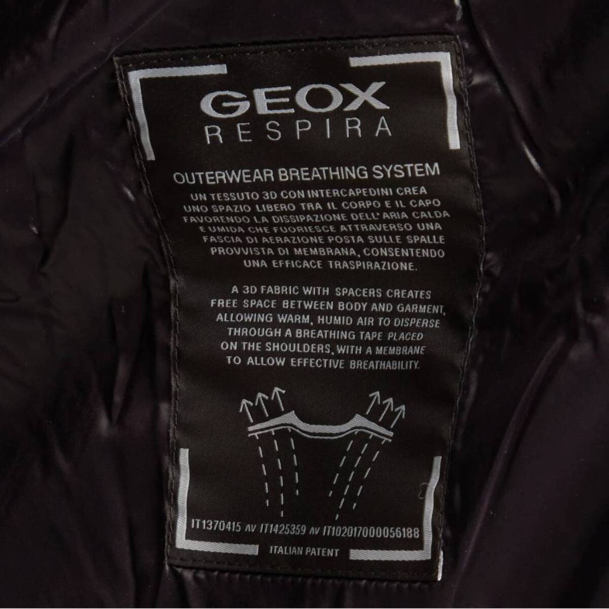 Abrigos Hombre de la marca GEOX  modelo M2628K TC162 M SILE HOOD JACKET Black