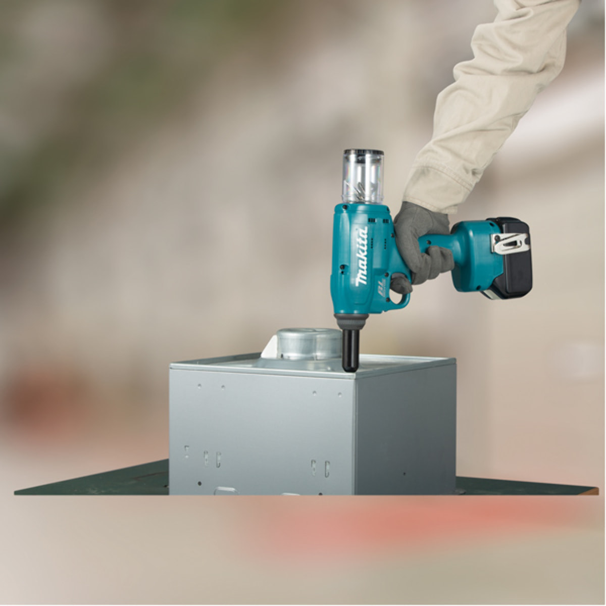 Remachadora Li-Ion 18 V ø 4,8 mm MAKITA - Sin batería - DRV150ZJ