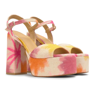 Sandalia Flora tacón a juego en lino con motivo floral estampado y hebilla