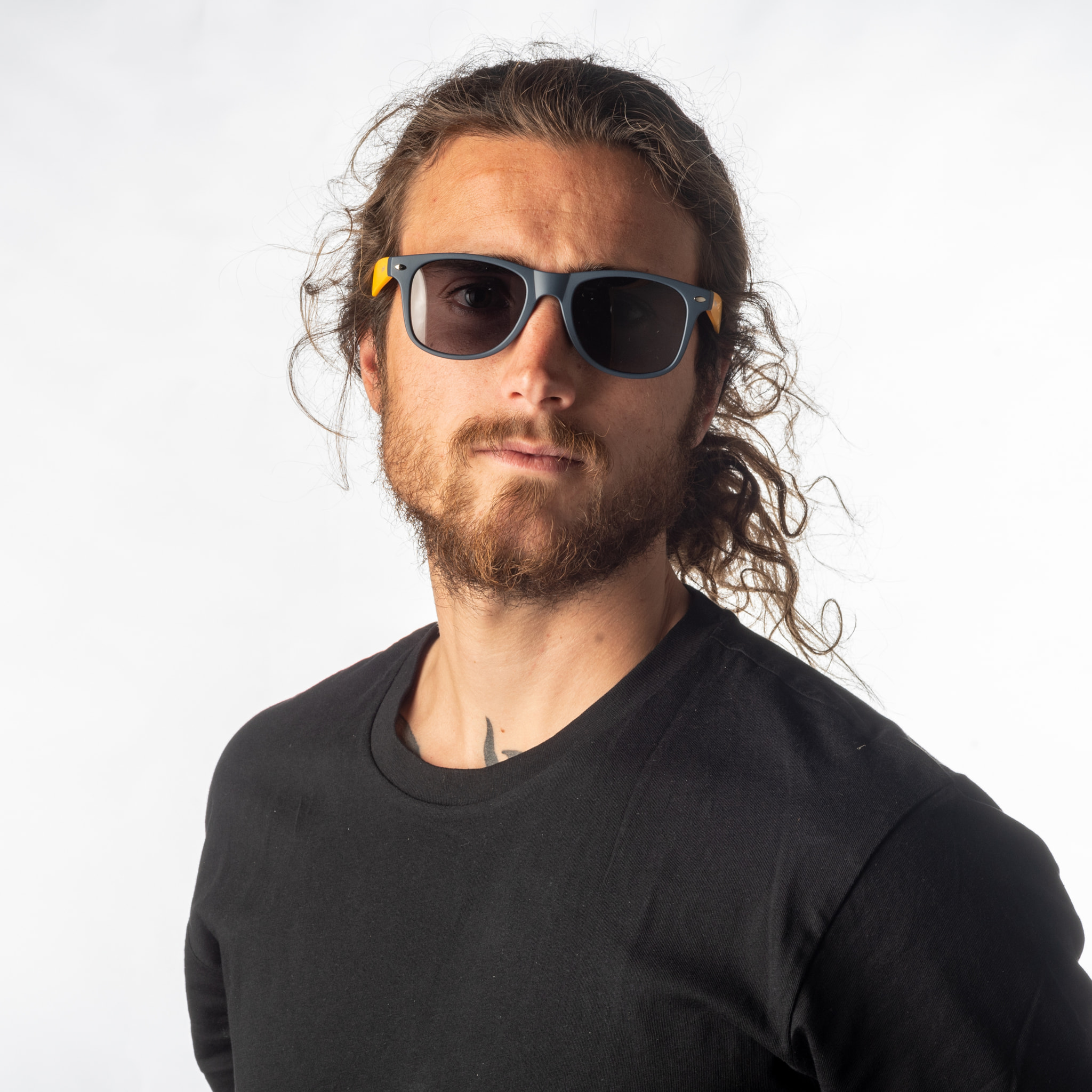 Gafas de sol OCEAN BEACH WAYFARER - Negro brillante / Amarilla