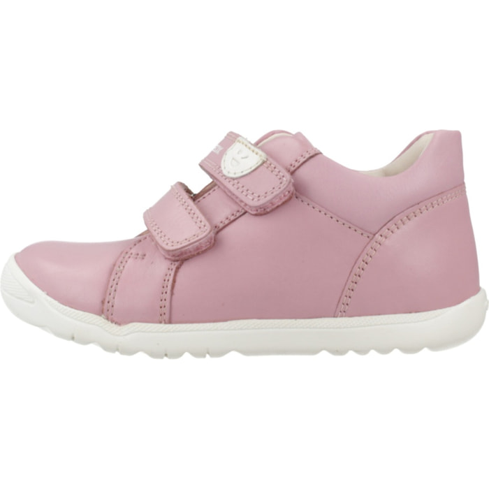Zapatillas Niña de la marca GEOX  modelo B MACCHIA GIRL ROSA
