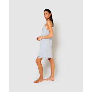 Camisón corto tirantes vainica celeste