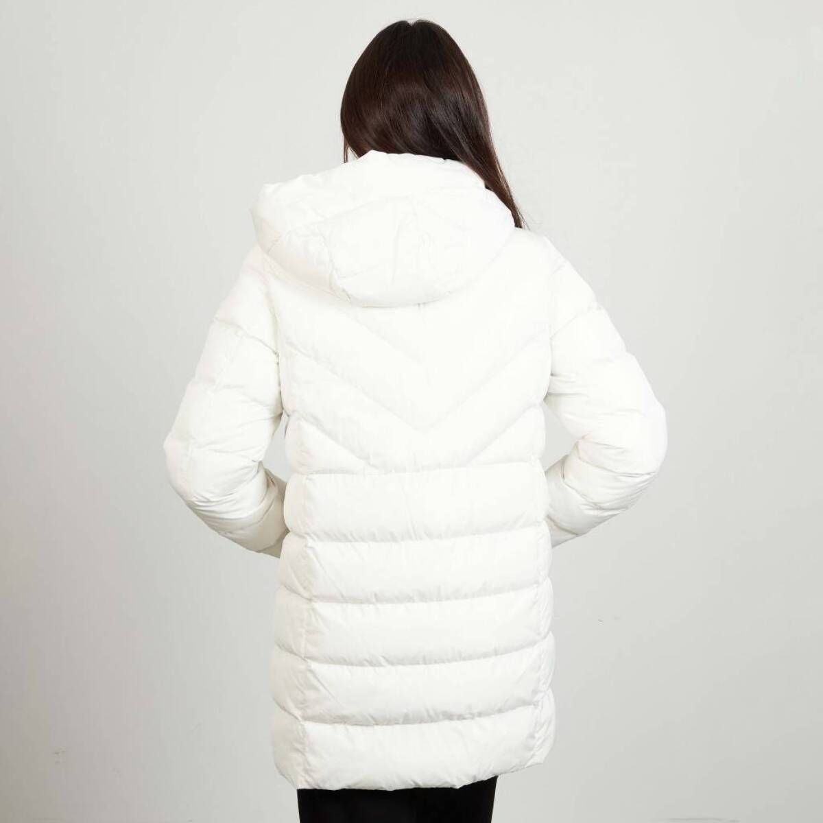 Abrigos Mujer de la marca GEOX  modelo W SPHERICA HOOD JKT BLANCO