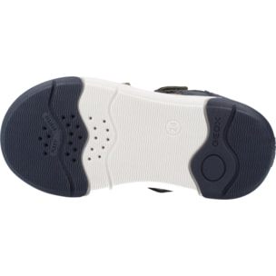 Sandalias Niño de la marca GEOX  modelo B SANDAL ZAPITO BOY VERDE