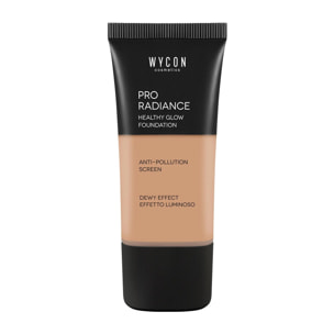 PRO RADIANCE Fondotinta dall'effetto radioso arricchito da un pull di attivi anti-inquinamento