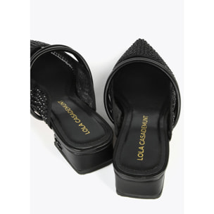 Scarpa slingback realizzata in mesh con strass