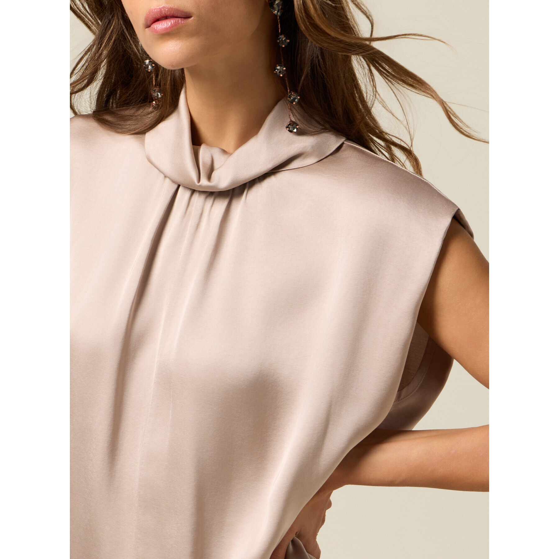 Oltre - Blusa de raso con cuello drapeado - Rosa