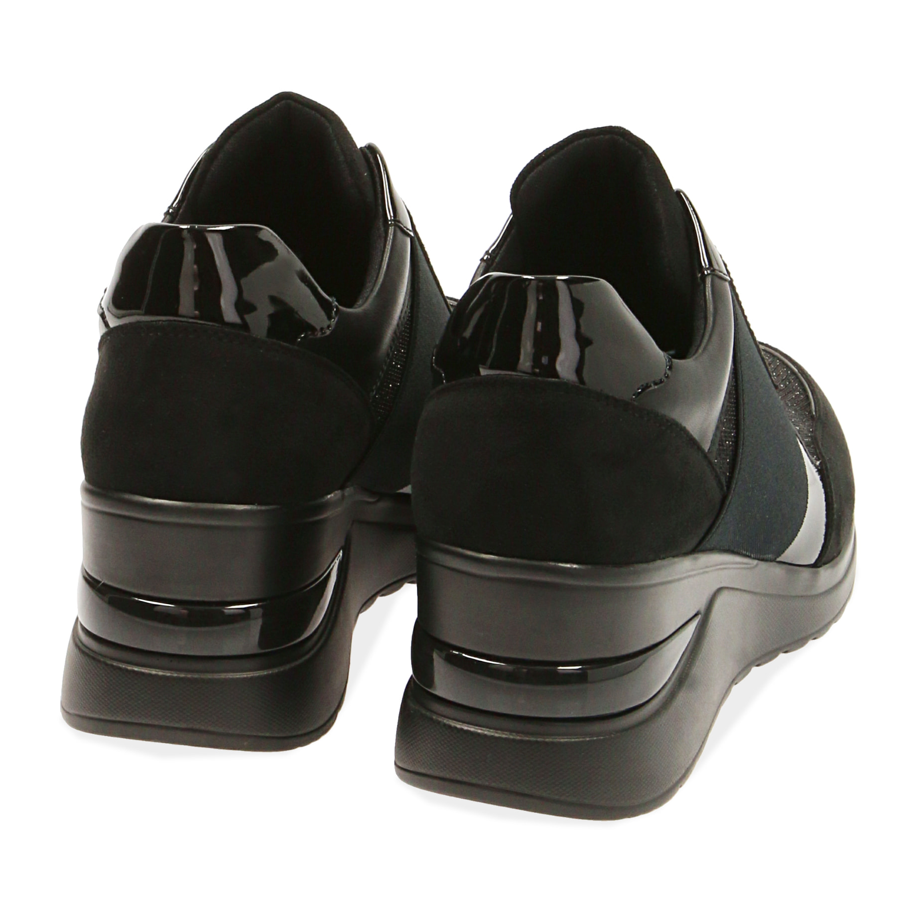 Slip-ons de tela negra, cuña 6 cm