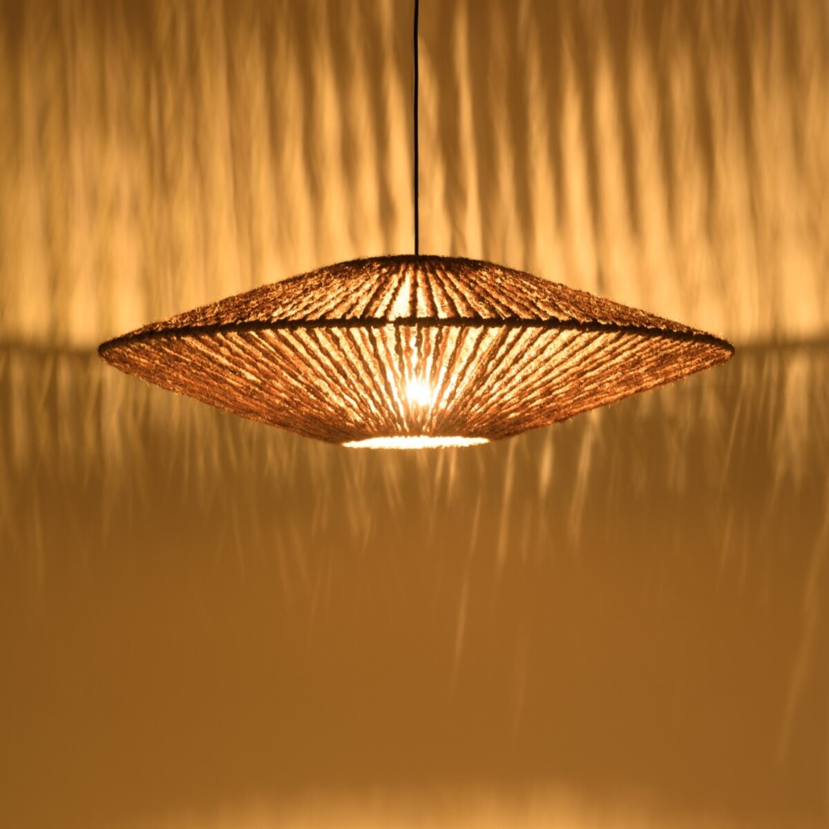 SIXTINE - Suspension 'cymbale' 100x100cm en fibre de coco/teck recyclé
