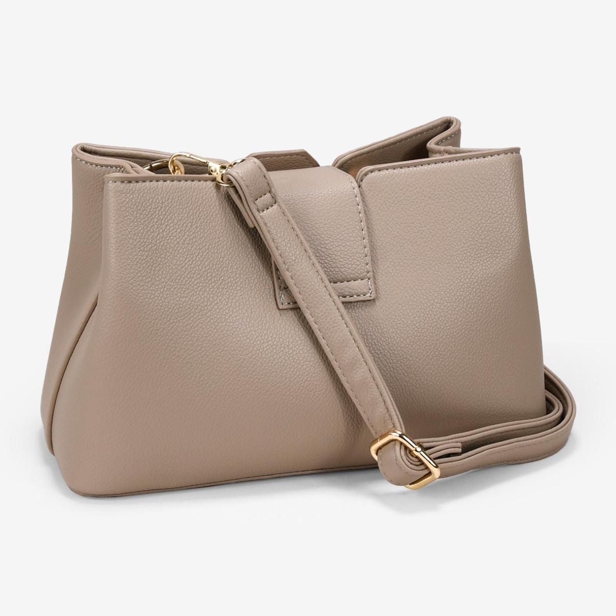 Bolso pequeño nude de hombro con solapa y broche