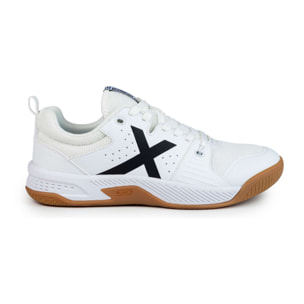 MUNICH PISTA 01 Zapatillas fútbol sala de diseño técnico blanco y negro