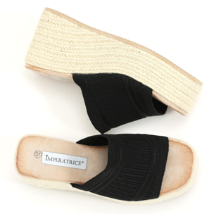 Sandali con zeppa e fascia in tessuto