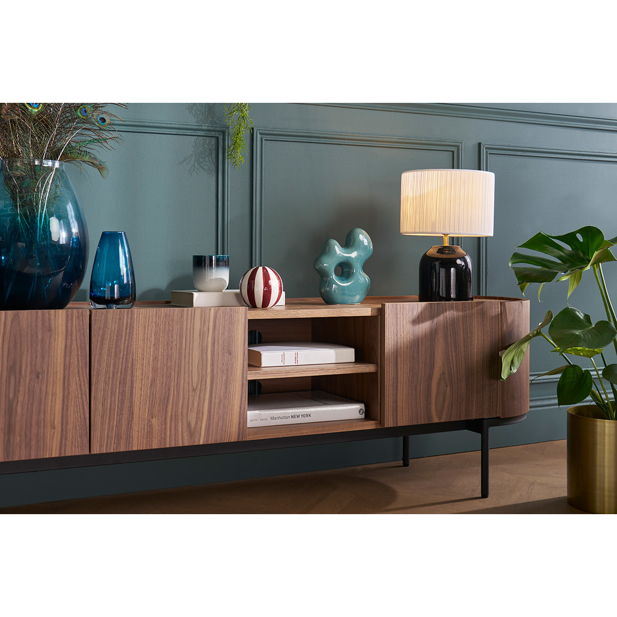 Meuble TV design bois foncé noyer et métal noir avec rangements L180 cm SKYE