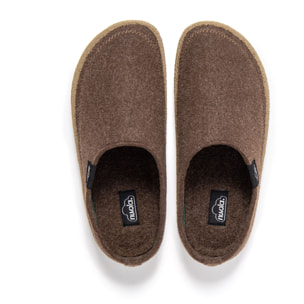Zapatillas de casa , Zueco Terra