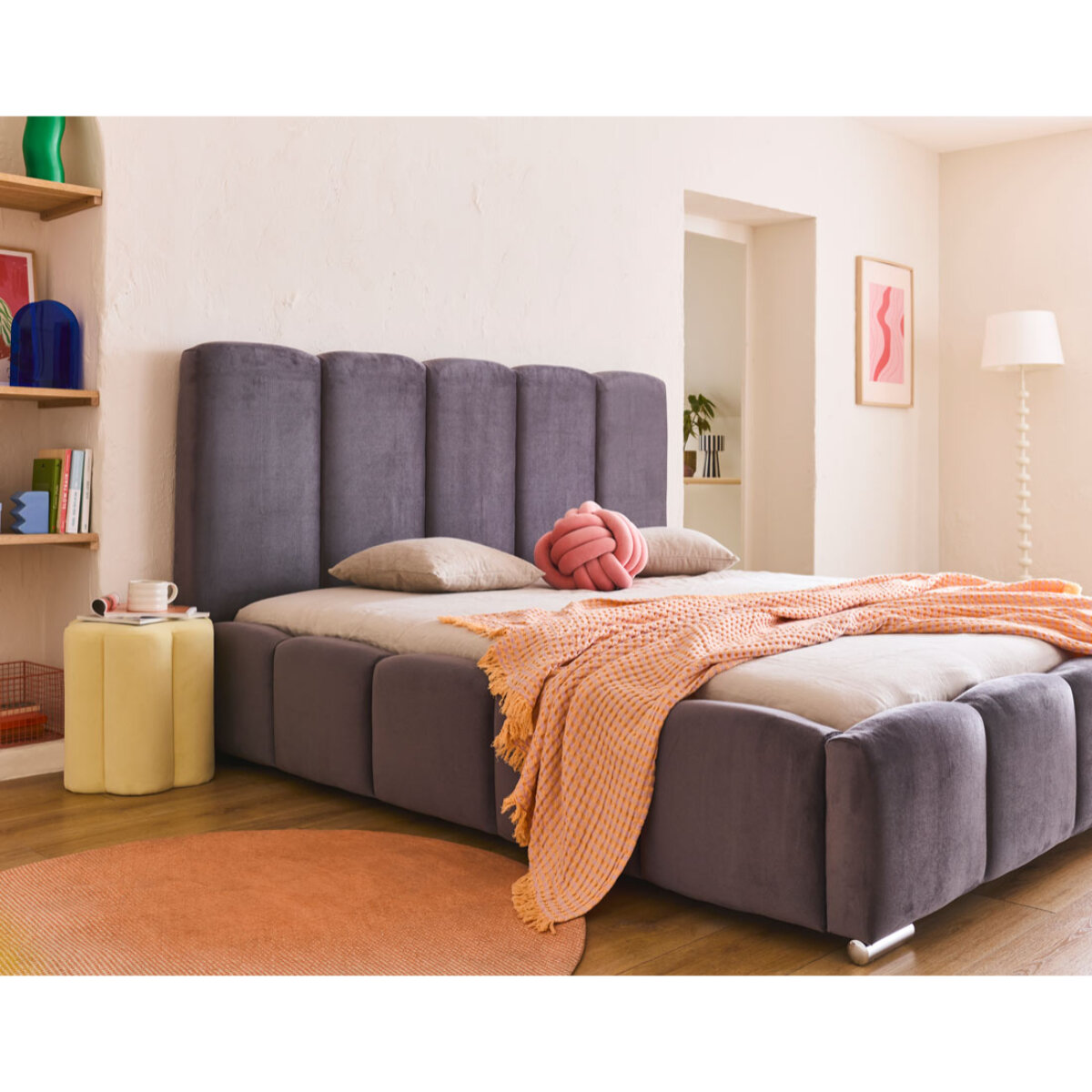 Torreon - lit coffre - 140x200 - sommier inclus - en velours - Gris foncé