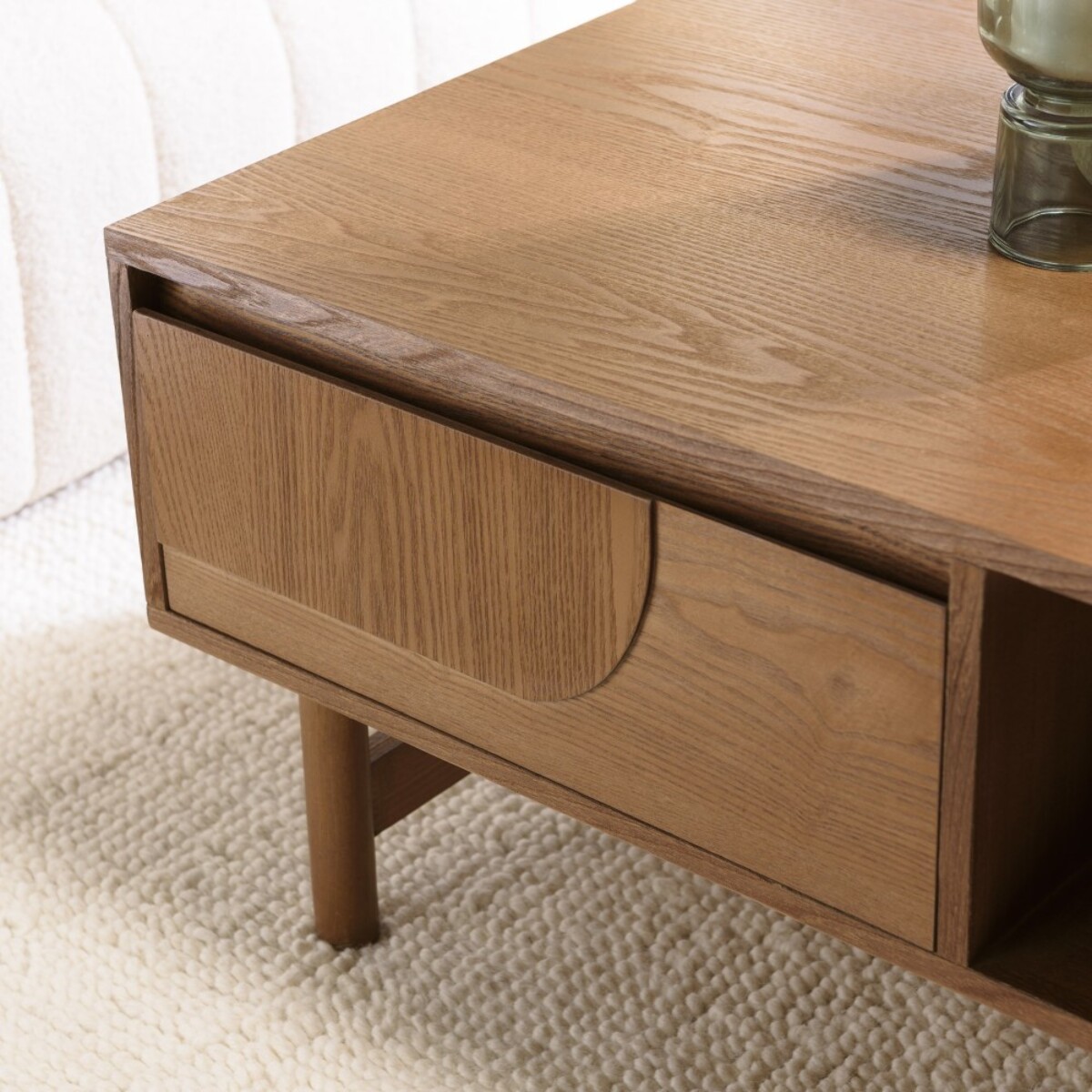 MARIO - Table basse couleur naturelle 2 tiroirs motif arrondi 2 niches